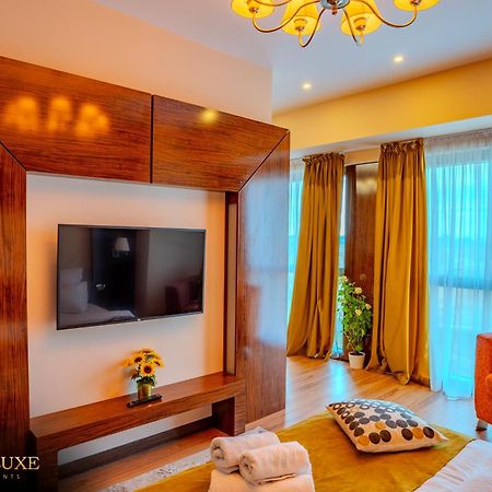 Presidential Luxury Apartments With Amazing View - Yamaluxe Bukareszt Zewnętrze zdjęcie